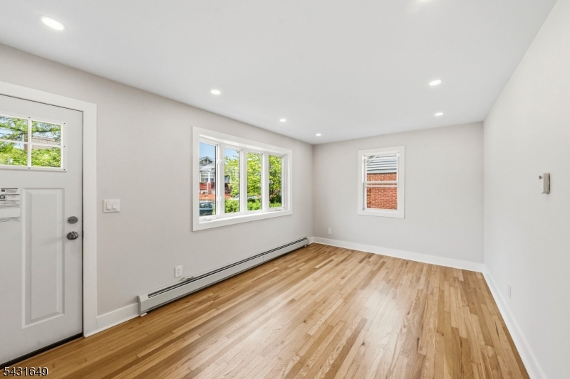 23 Prospect St - Photo 4