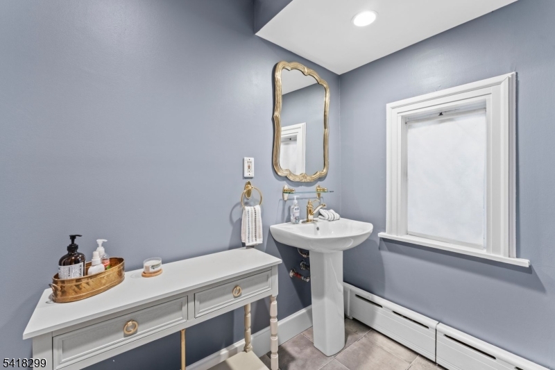 Seven Oaks - Residential