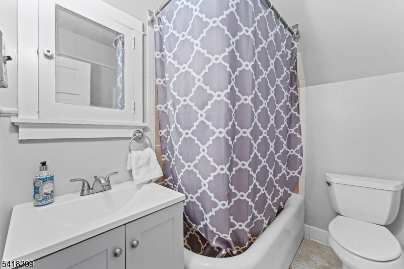 Seven Oaks - Residential