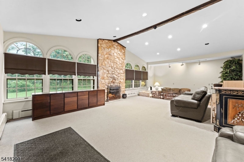 Seven Oaks - Residential