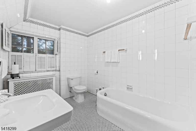 Seven Oaks - Residential