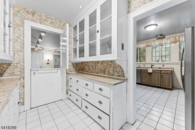 Seven Oaks - Residential