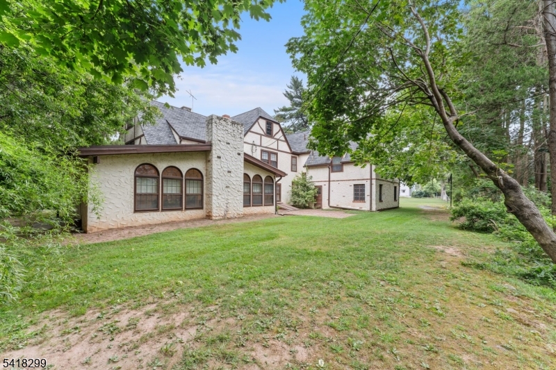 Seven Oaks - Residential