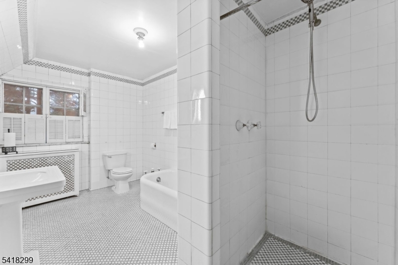 Seven Oaks - Residential