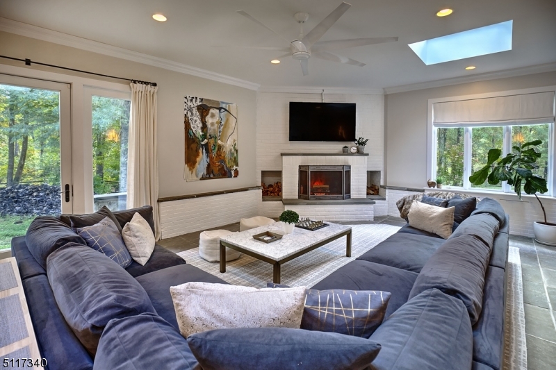 New Vernon - Residential