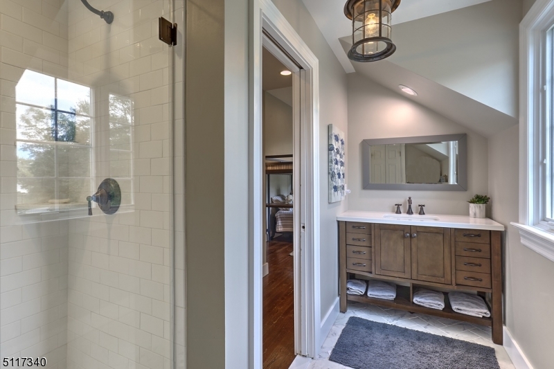 New Vernon - Residential