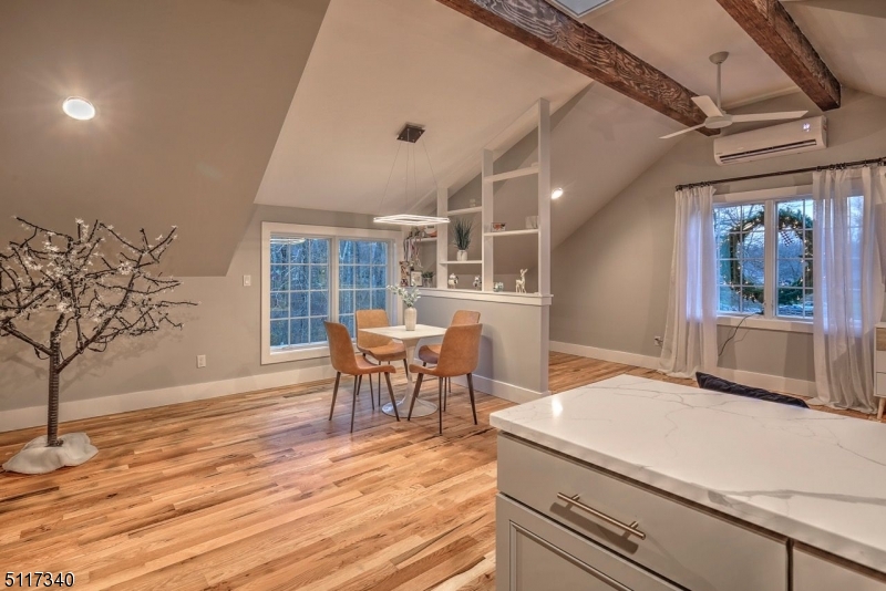 New Vernon - Residential