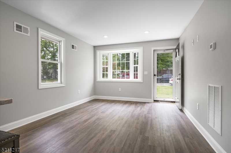 Cedar Knolls - Residential Lease