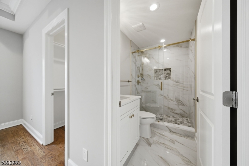 LAKE PARSIPPANY - Residential