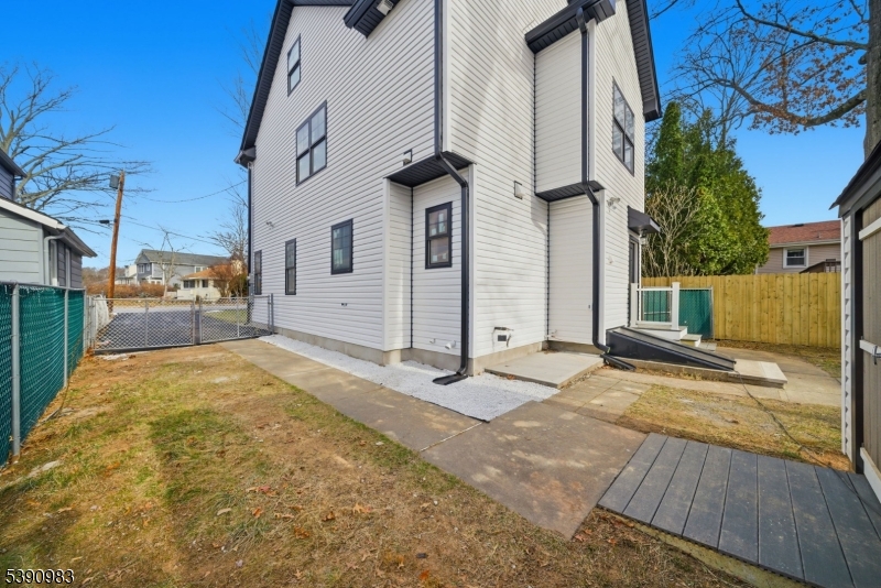 LAKE PARSIPPANY - Residential