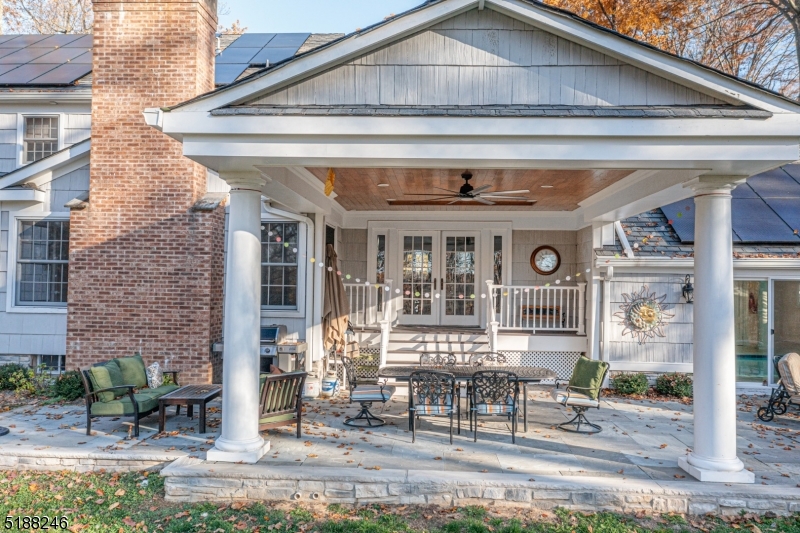 Washington Corner - Residential