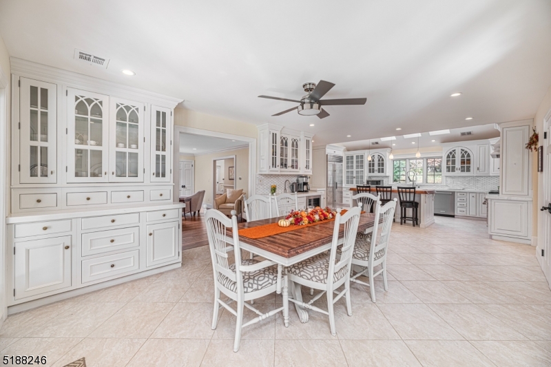 Washington Corner - Residential