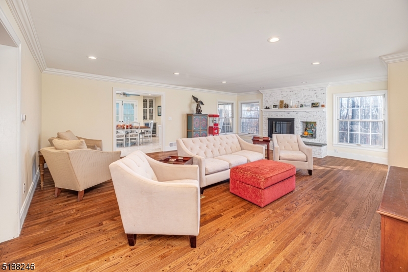 Washington Corner - Residential