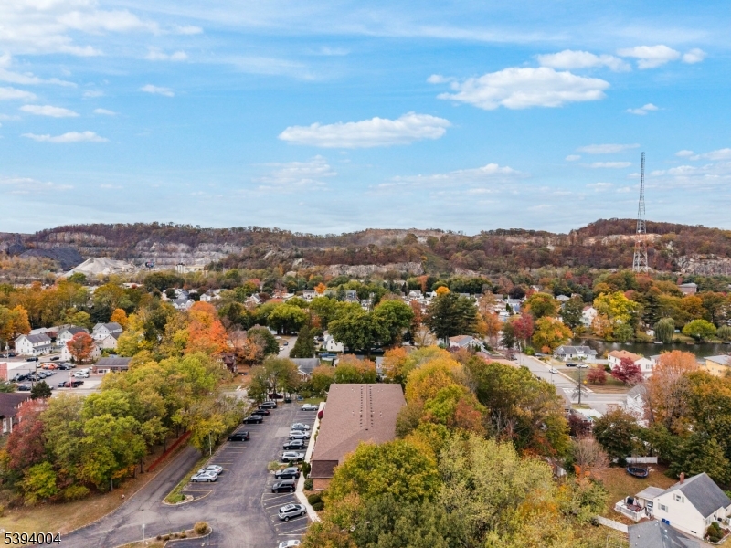 Knolls Condominiums - Residential