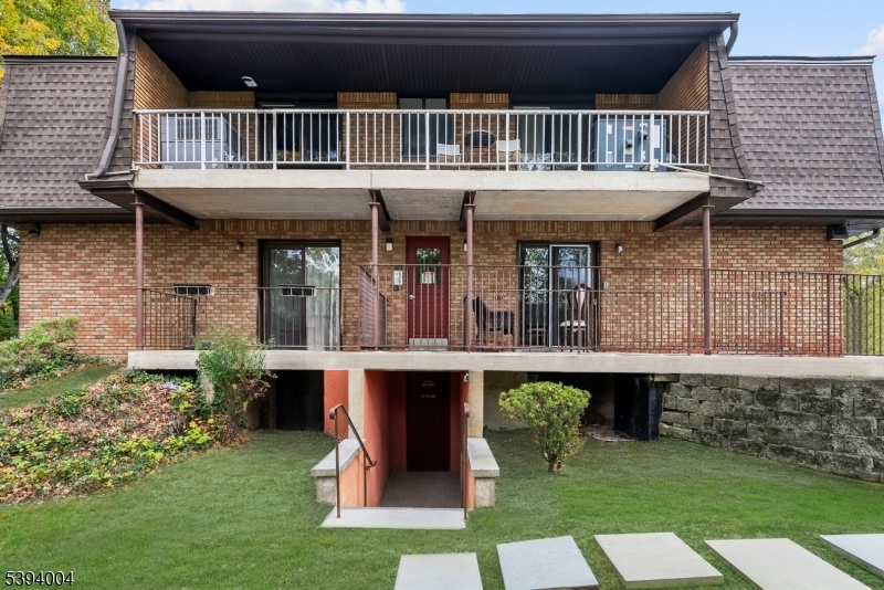 Knolls Condominiums - Residential