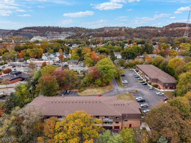 Knolls Condominiums - Residential