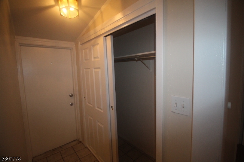 Hiawatha - Residential Lease