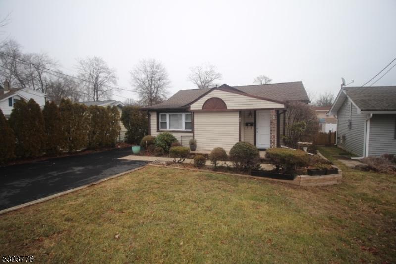 Hiawatha - Residential Lease