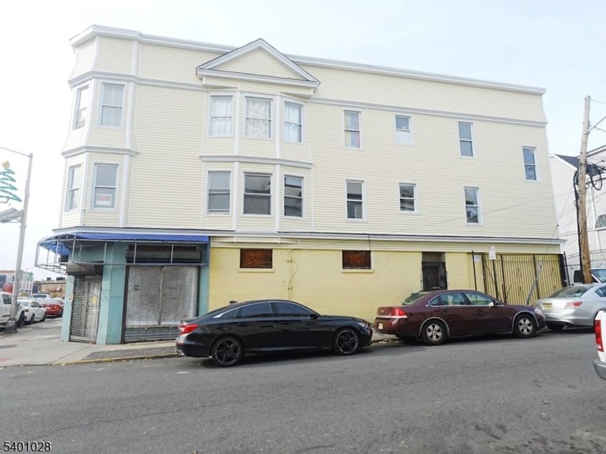 See yourself in this beautifully renovated 4-bedroom, 1-bathroom apartment. This first-floor unit features freshly painted walls and generously sized rooms, creating a bright, welcoming atmosphere throughout. With its spacious layout and modern updates, the home offers the perfect blend of comfort and functionality. Located on the border of Maywood, you'll enjoy convenient access to local transportation, restaurants, and nearby businesses. Don't miss your chance to make this space your own schedule a visit today and experience it firsthand.