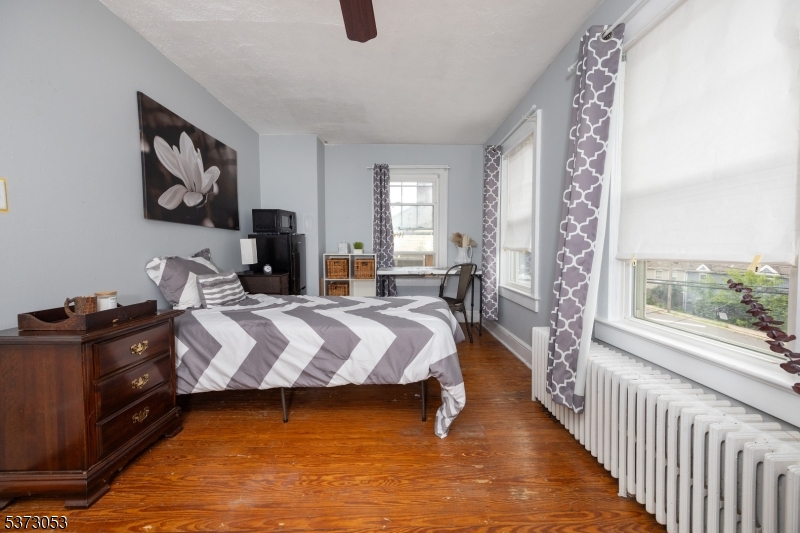 Lambertville City, New Jersey 08530, United States, 3 Bedrooms Bedrooms, ,1 BathroomBathrooms,Residential,Active,175846