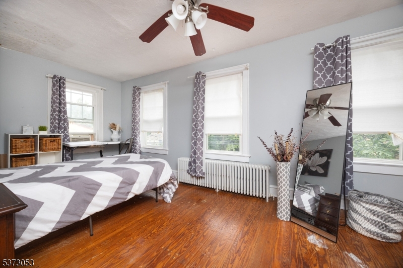 Lambertville City, New Jersey 08530, United States, 3 Bedrooms Bedrooms, ,1 BathroomBathrooms,Residential,Active,175846