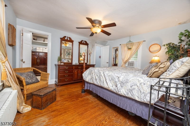 Lambertville City, New Jersey 08530, United States, 3 Bedrooms Bedrooms, ,1 BathroomBathrooms,Residential,Active,175846