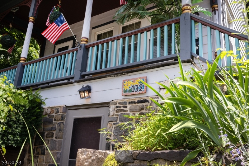 Lambertville City, New Jersey 08530, United States, 3 Bedrooms Bedrooms, ,1 BathroomBathrooms,Residential,Active,175846