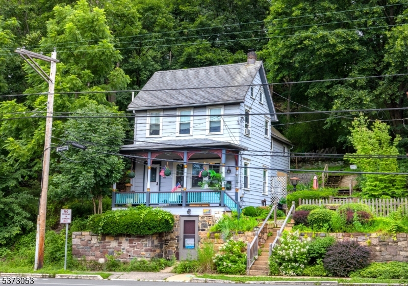 Lambertville City, New Jersey 08530, United States, 3 Bedrooms Bedrooms, ,1 BathroomBathrooms,Residential,Active,175846