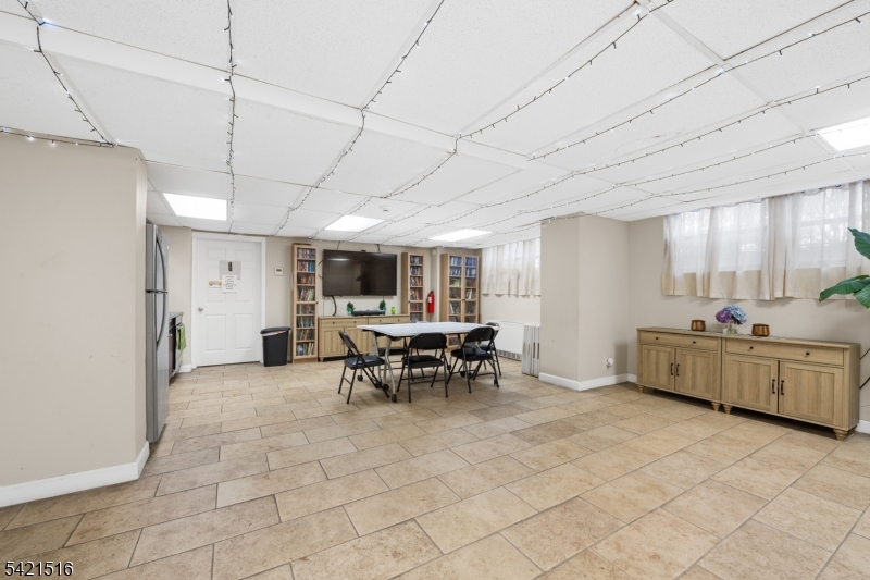 Carlton Towers - Residential