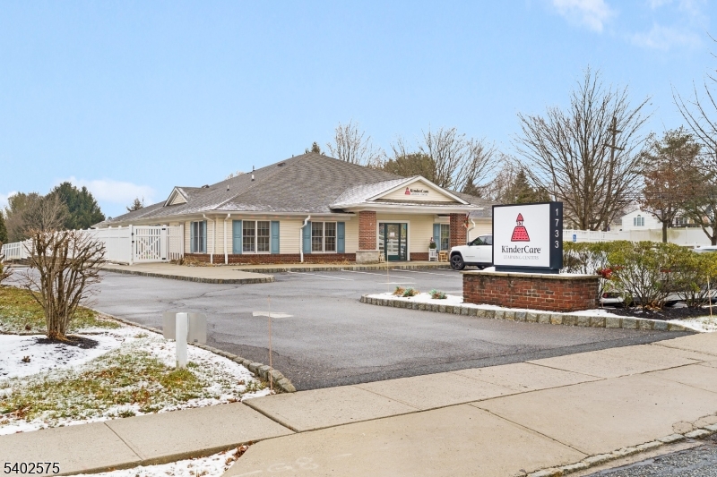 Greenwich Case - Residential