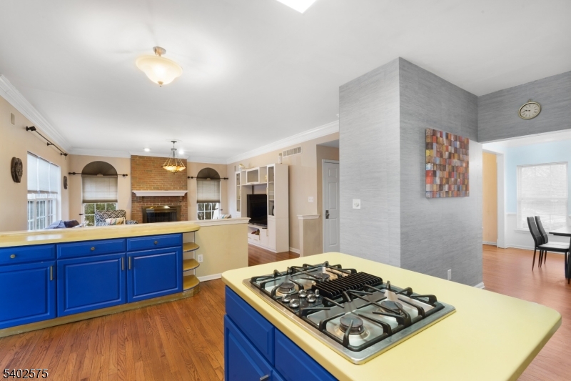 Greenwich Case - Residential