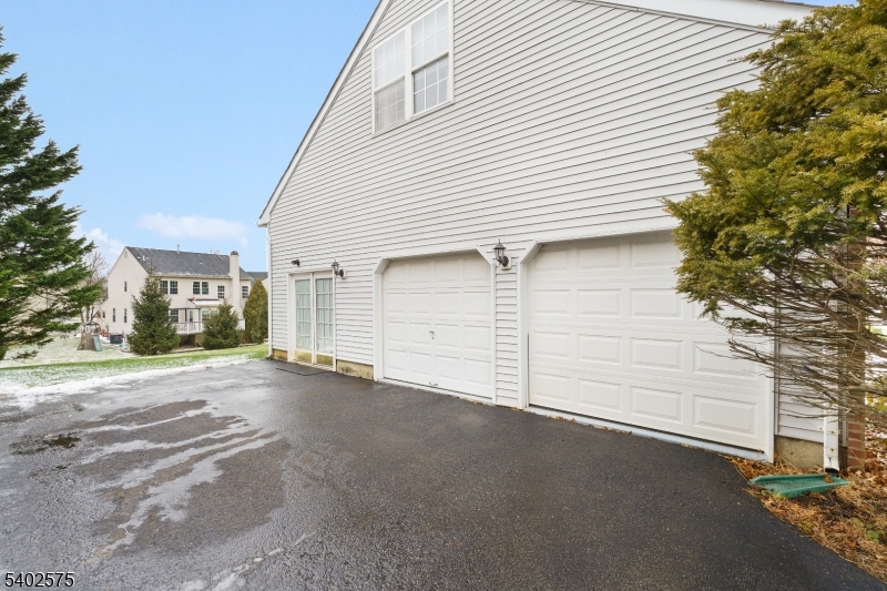 Greenwich Case - Residential