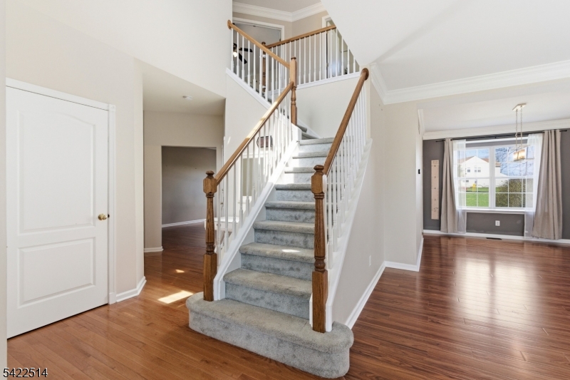 Greenwich Chase - Residential