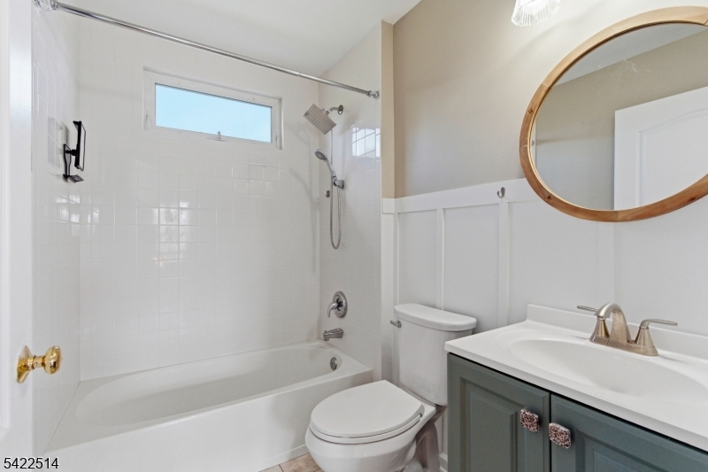 Greenwich Chase - Residential