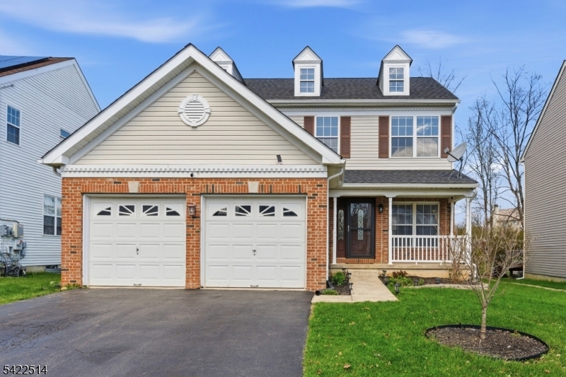 Greenwich Chase - Residential