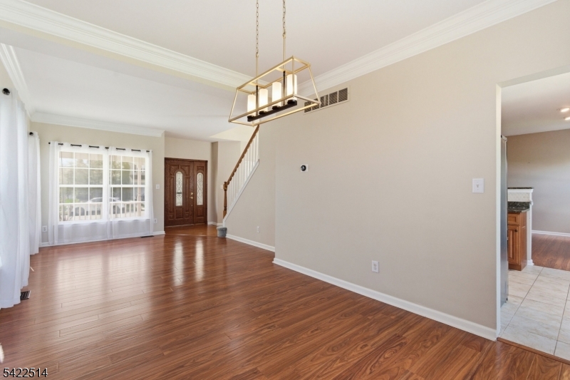 Greenwich Chase - Residential