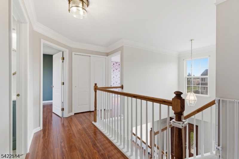 Greenwich Chase - Residential