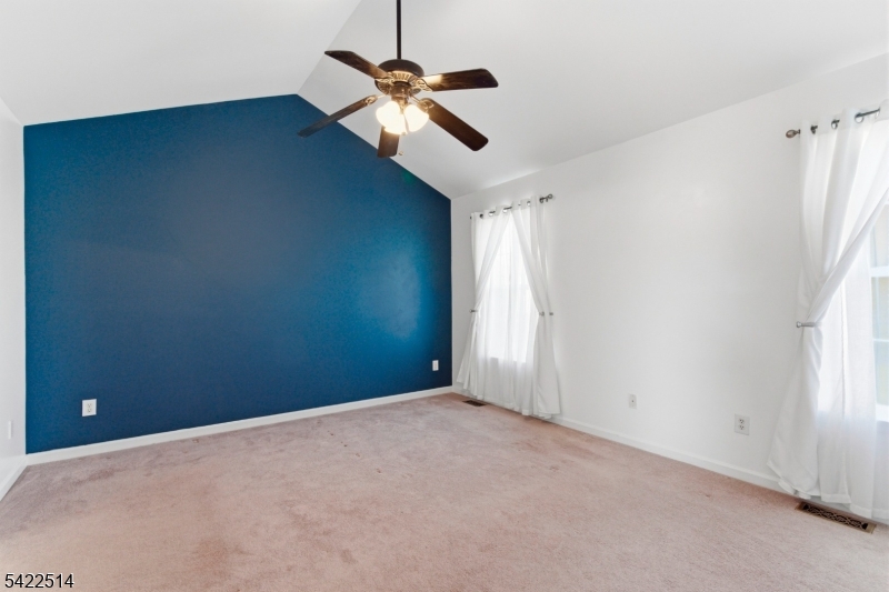 Greenwich Chase - Residential