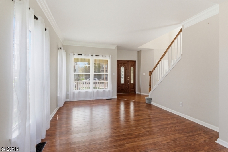 Greenwich Chase - Residential