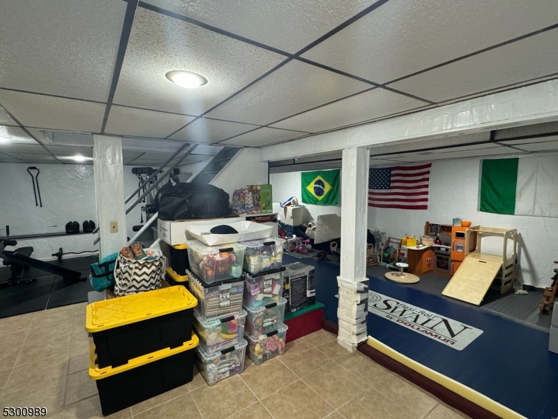 Pleasantdale - Residential Lease