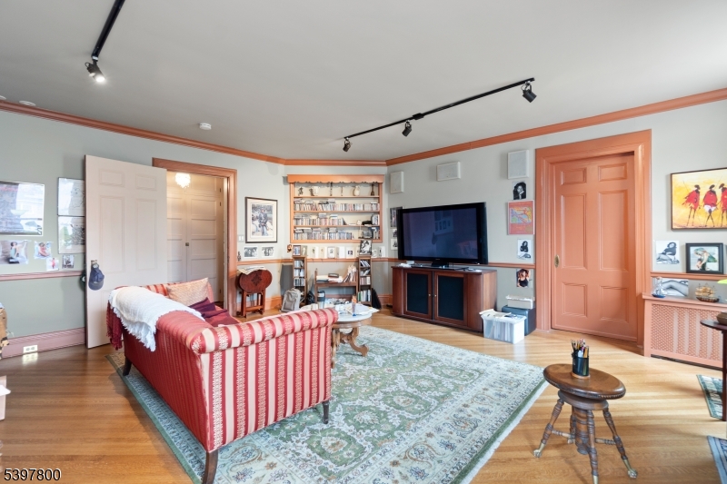 Upper Gregory - Residential