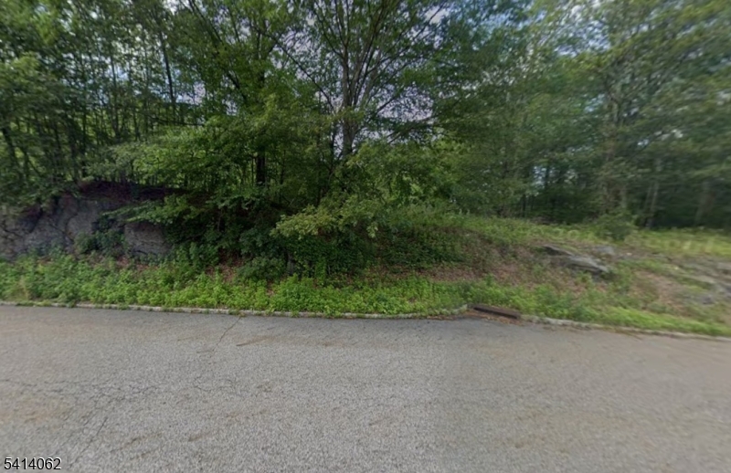 Estates of Kinnelon - Land