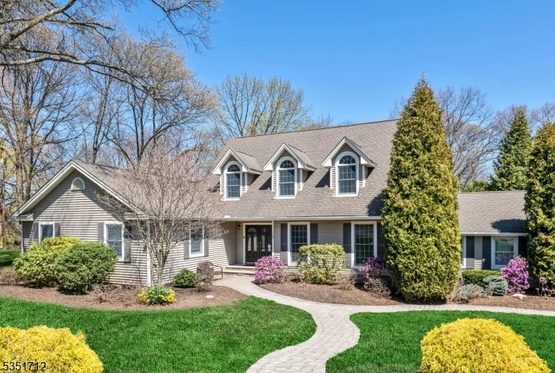 108 Mary Ann Ln, Wyckoff Twp., NJ 07481 | MLS 3957592 | Listing ...