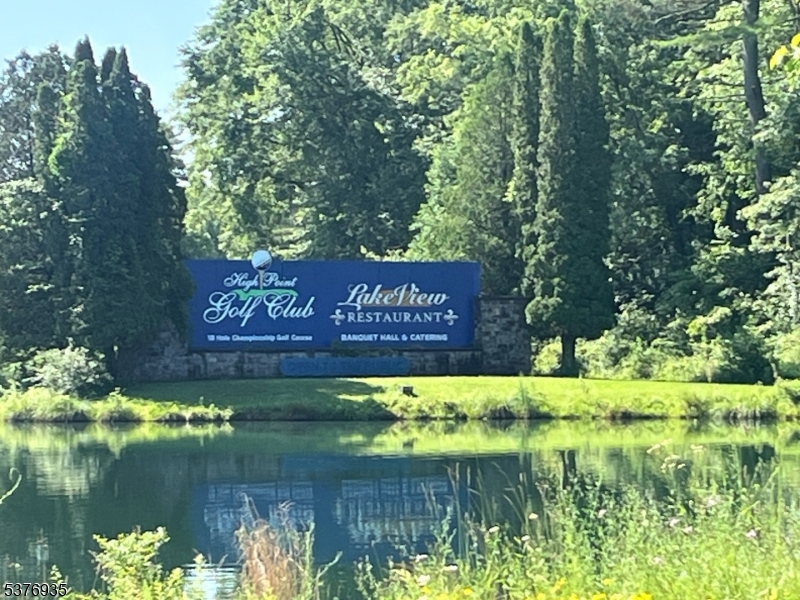 HIGH POINT COUNTRY CLUB - Land