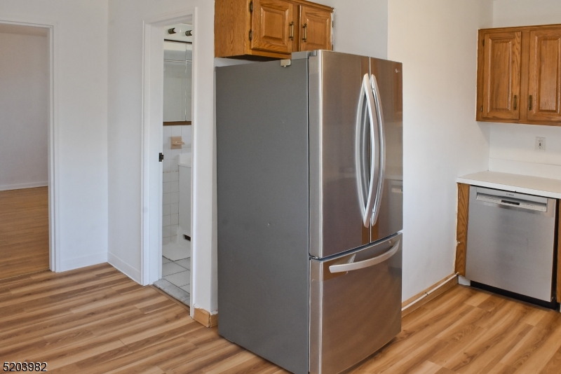 Manor - Residential Lease