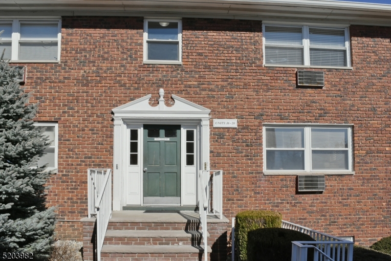 Manor - Residential Lease