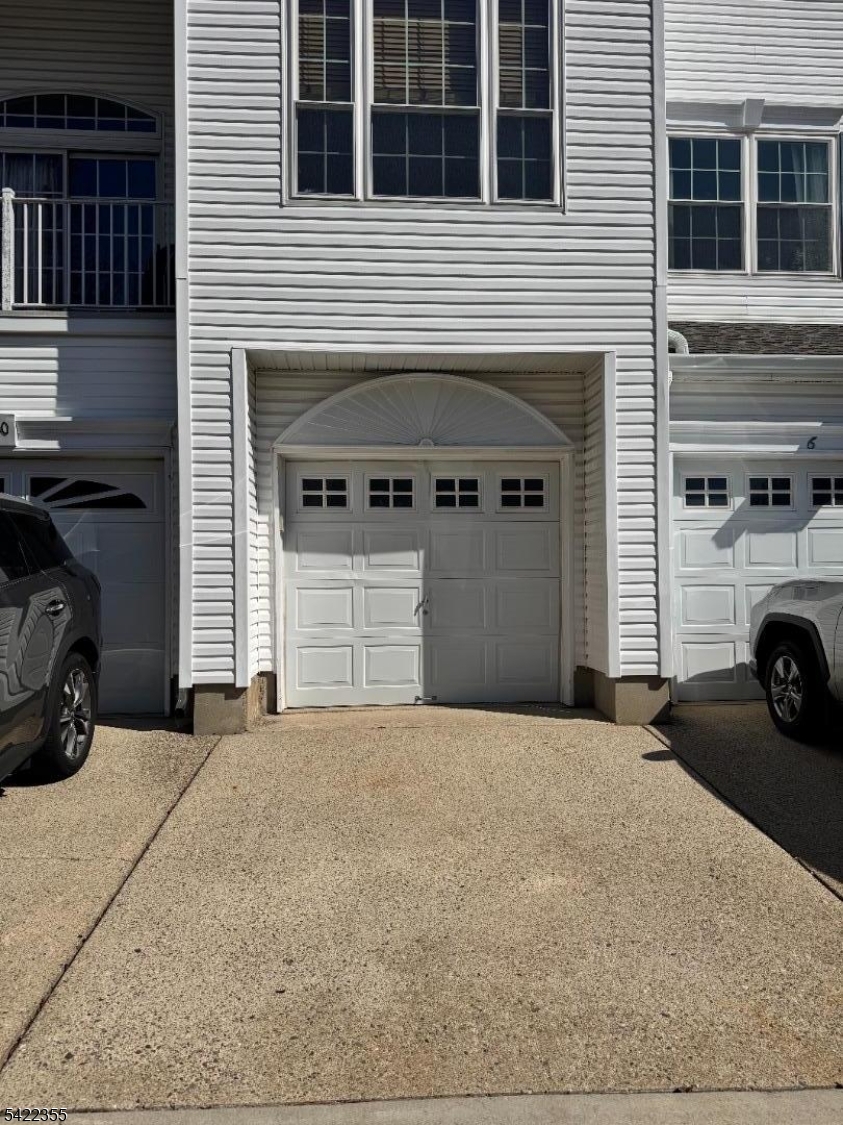 Rose Arbor - Residential