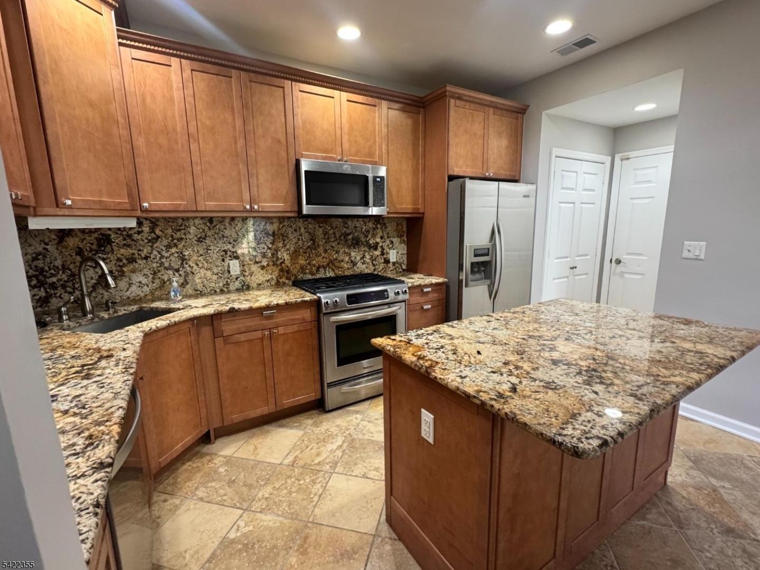 Rose Arbor - Residential