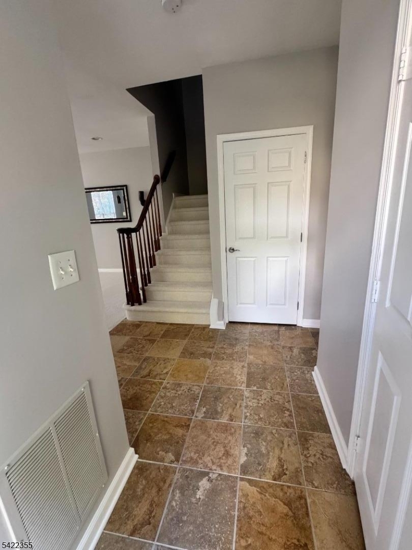 Rose Arbor - Residential