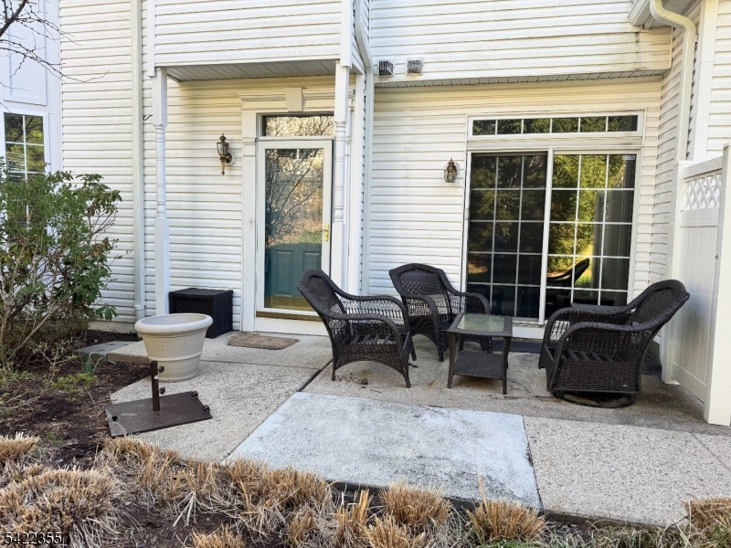 Rose Arbor - Residential